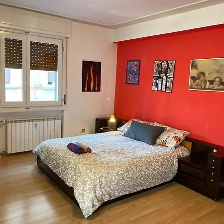 Guest house Sweet 4 Person In Apartament Trieste